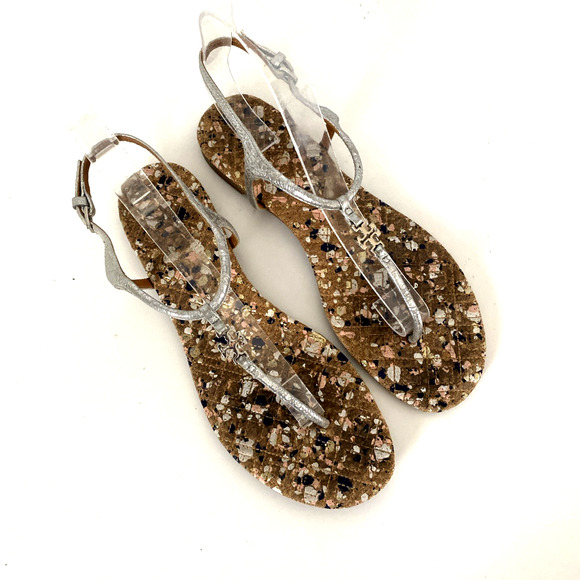 TORY BURCH Marion Logo Confetti Quilted T-Strap Sandal Silver Metallic Leather 8 - Picture 2 of 9
